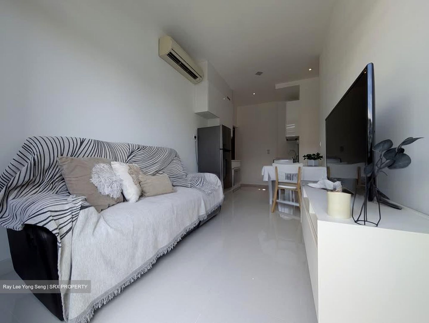 Urban Vista (D16), Condominium #565944811